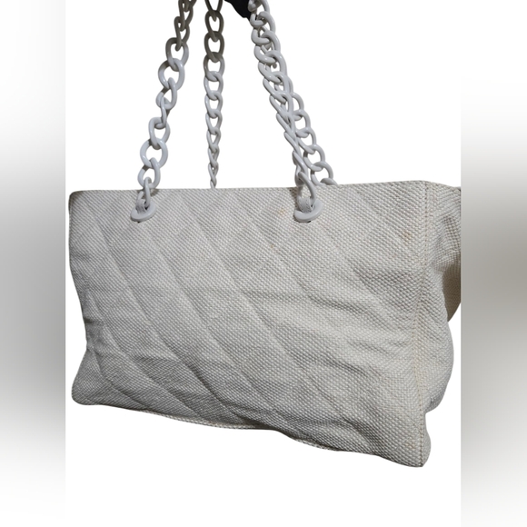 Chanel White Woven Canvas Bekko Chain Large Tote Bag In White - Picture 3 of 17